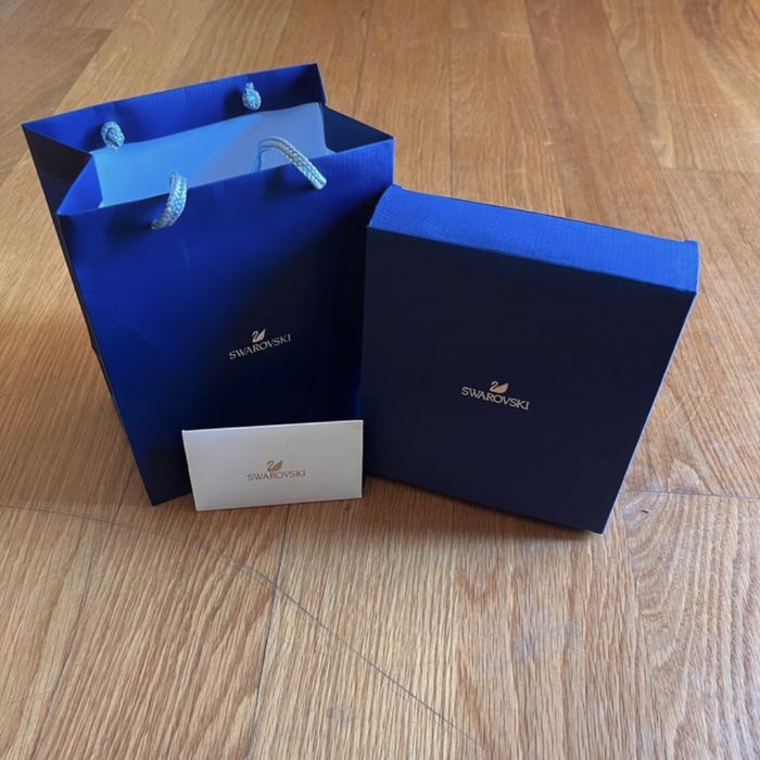 Colar Swarovski Swan Vermelho “Lacquered” Com Certificado