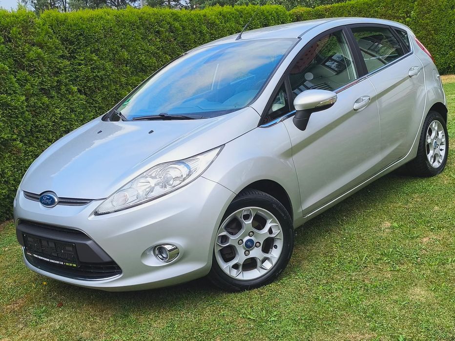 Ford Fiesta TITANIUM 1.25 16V 82KM Bezwypadkowa Bez korozji spód ideał