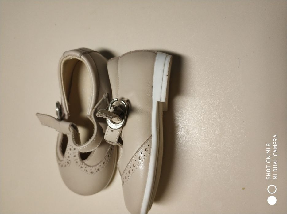 Туфельки кожаные на девочку