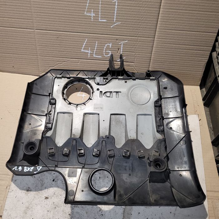 Osłona pokrywa górna silnika vw golf V jetta V 1.9TDI diesel 2007r BXE