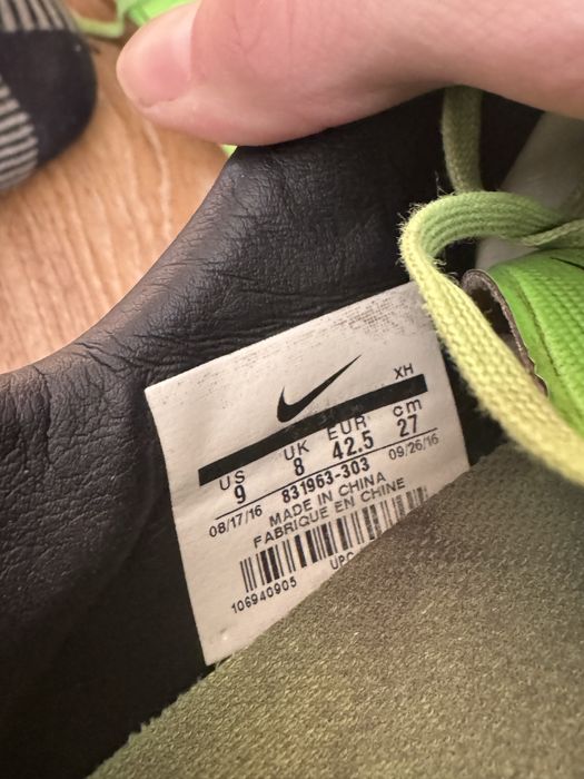 Бутси продаю не дорого стан нормальний відправлю накладеним платижем