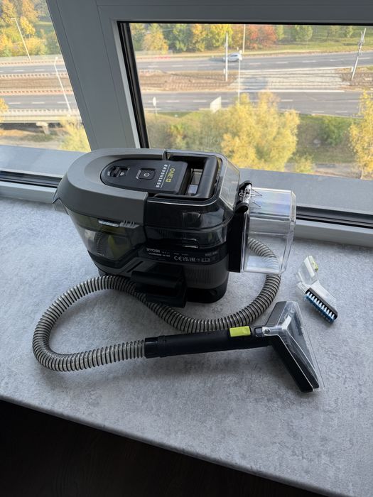Odkurzacz piorący Ryobi Swift Clean 18V ONE+ ( bez akumulatora)