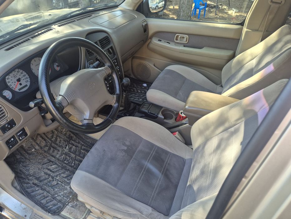 Nisann Pathfinder R50 3.3 LPG Klima Manual  niski  przebieg