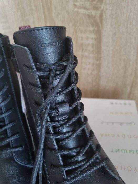 Czarne botki Geox