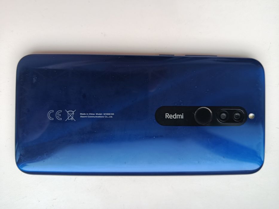 Телефон  Redmi 8 3/32