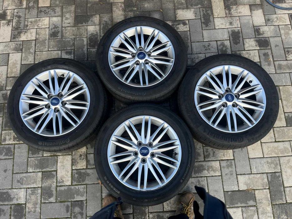 Felgi FORD FOCUS Mondeo S-Max Kuga 7Jx16H2 5x108 ET50