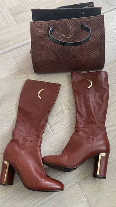 Шкіряні чоботи