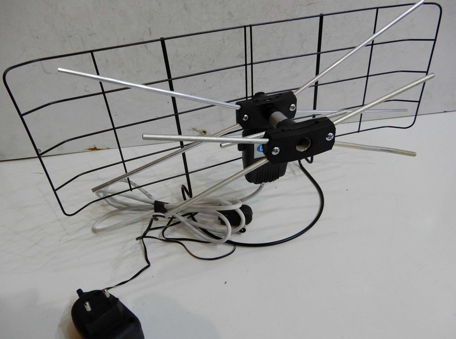 Antena pokojowa  DVB - T2 - duży zasięg