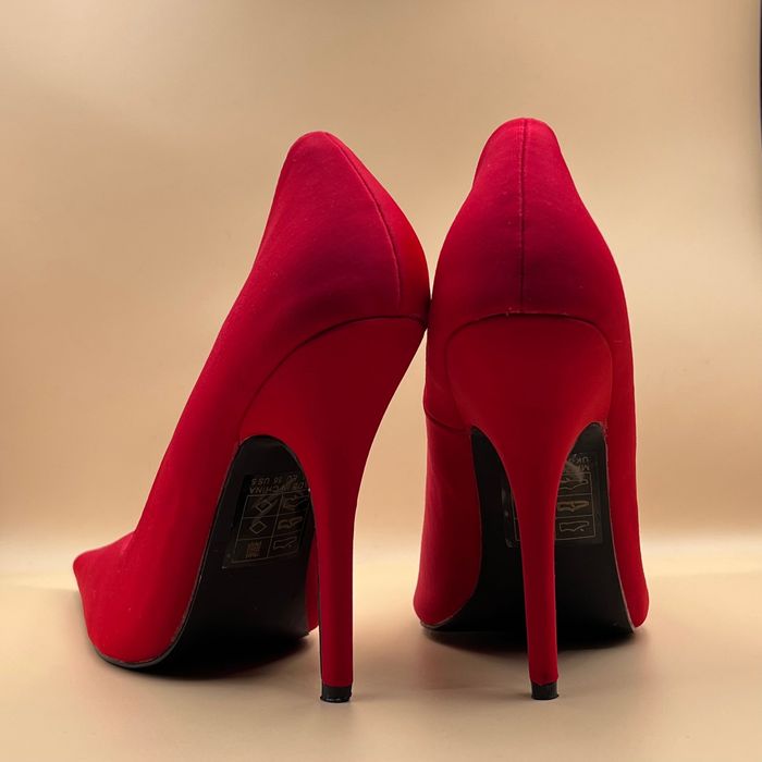 Вечерние Туфли лодочки красные на шпильке