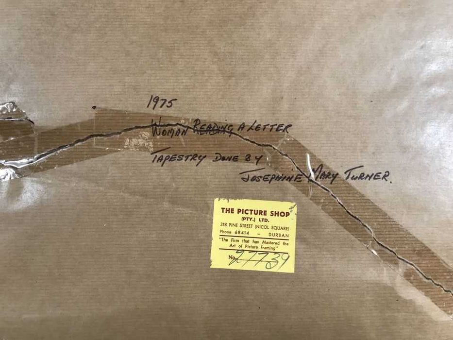 Tapeçaria 1975 em moldura Ornamentada