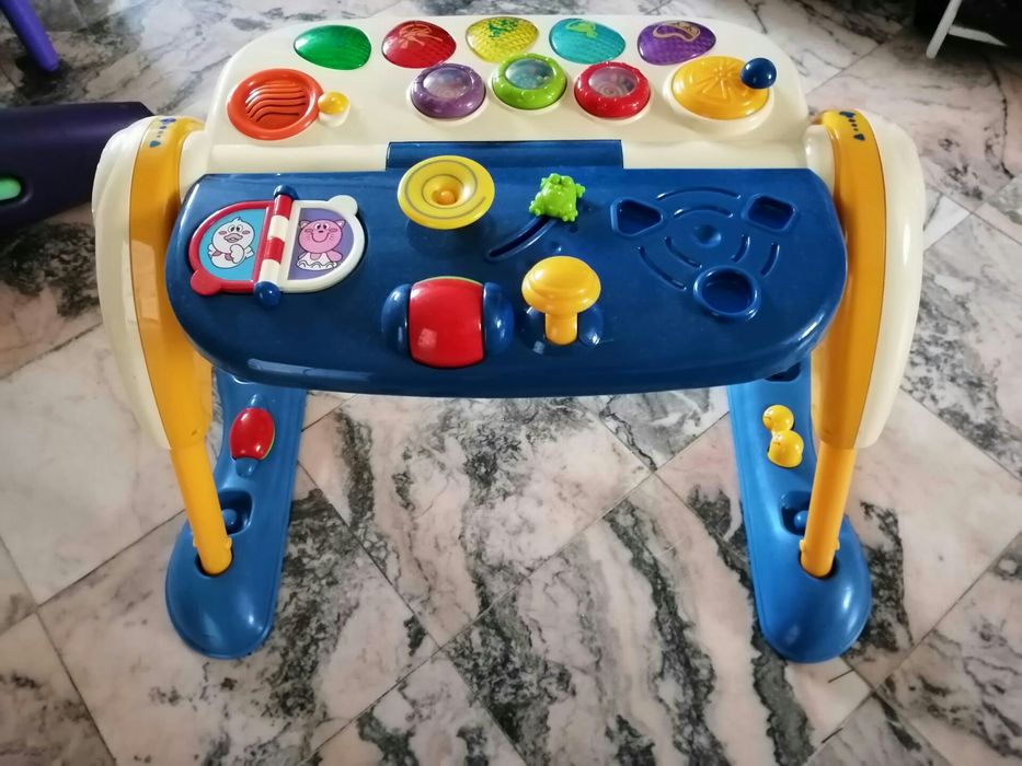 Chicco Multi-Functional Play Table64752330288259122