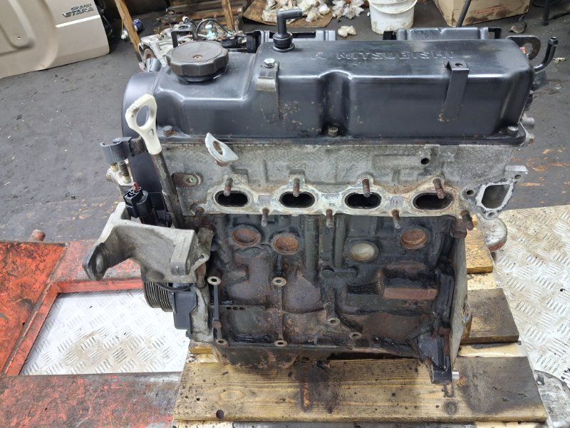 Двигатель Lancer с Разборки Mitsubishi Lancer