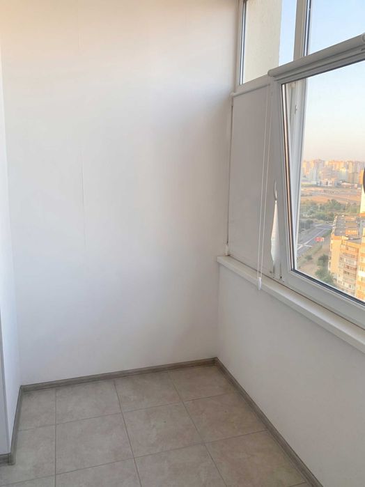 Квартира, 1к. Євроремонт. Драгоманова, 40з, Позняки Дарницький район