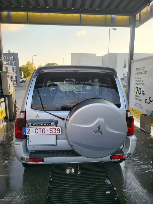 Mitsubishi pajero
