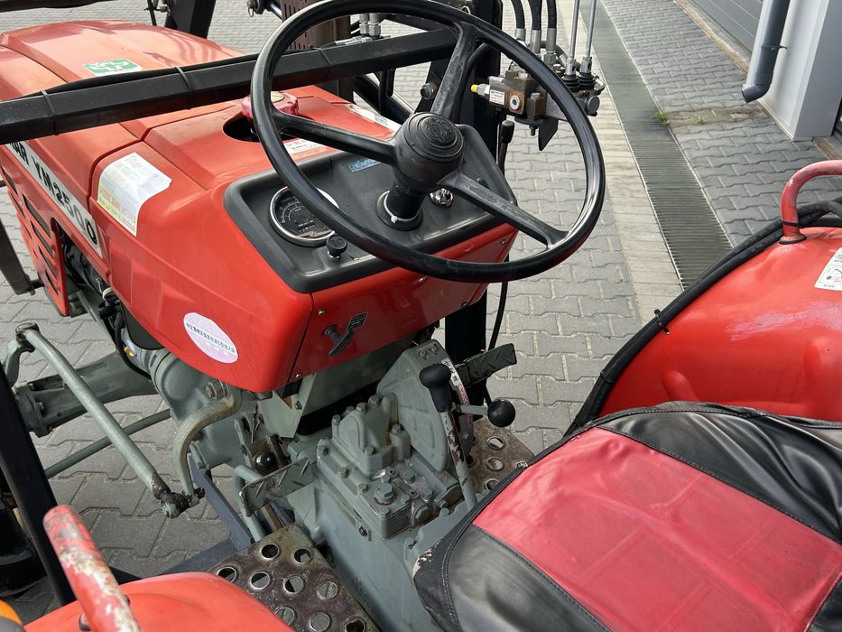 Yanmar ym2500 tur, plug do sniegu