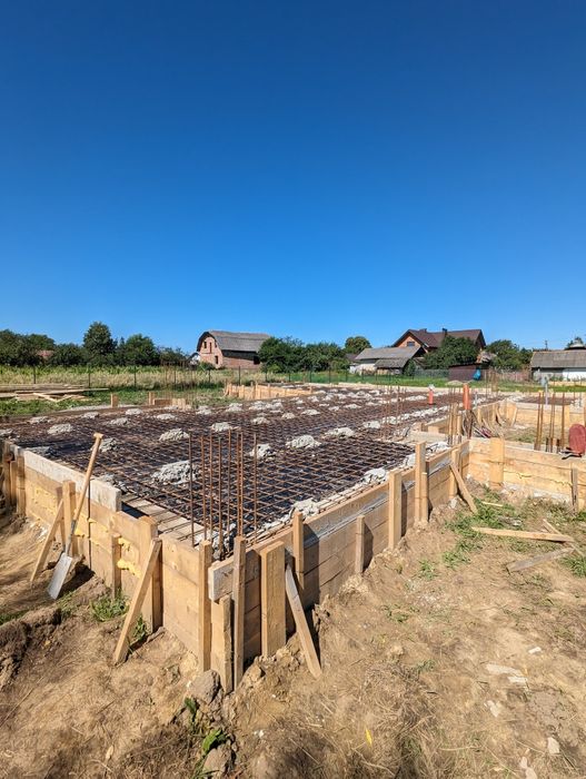 фундаментні роботи,кладка  цегли газоблоку шлакоблоку монолітні роботи