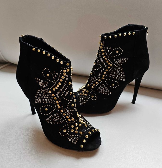 Zara botki bez palców złote nity roz 41