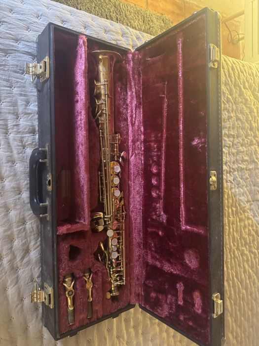 Yamaha Soprano saxophone yss-675