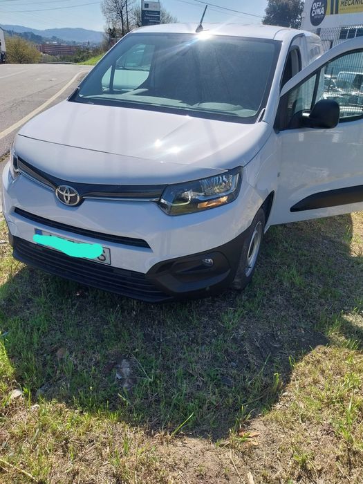 Toyota comercial 1.5