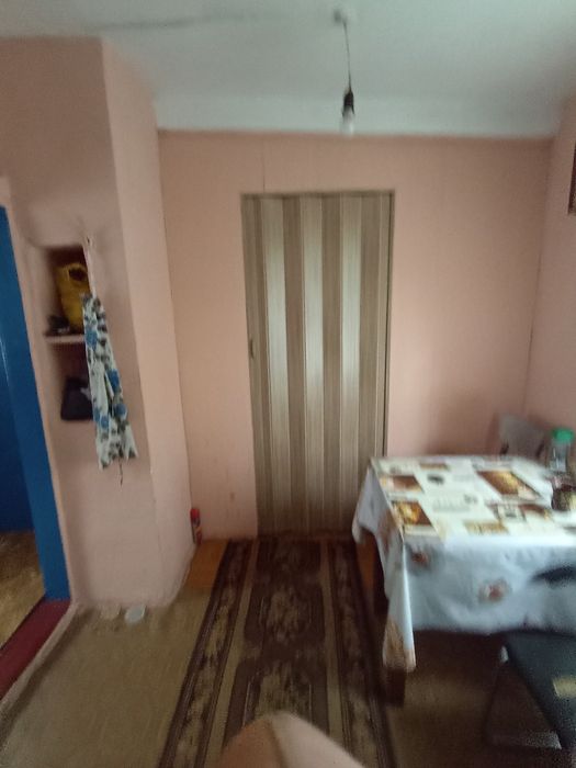 Продам хату в центрі села