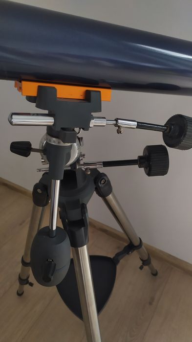 Teleskop Celestron AstroMaster 70EQ