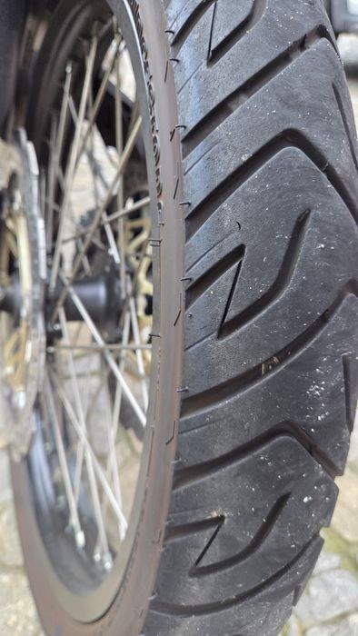 Africa Twin 1100 (apenas 10.700km)