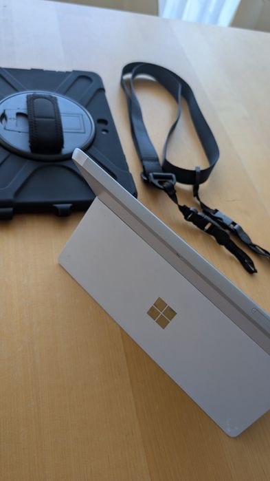 Surface Go + Capa protetora