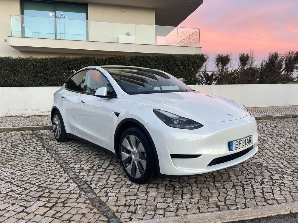 Tesla Model Y Tração Traseira