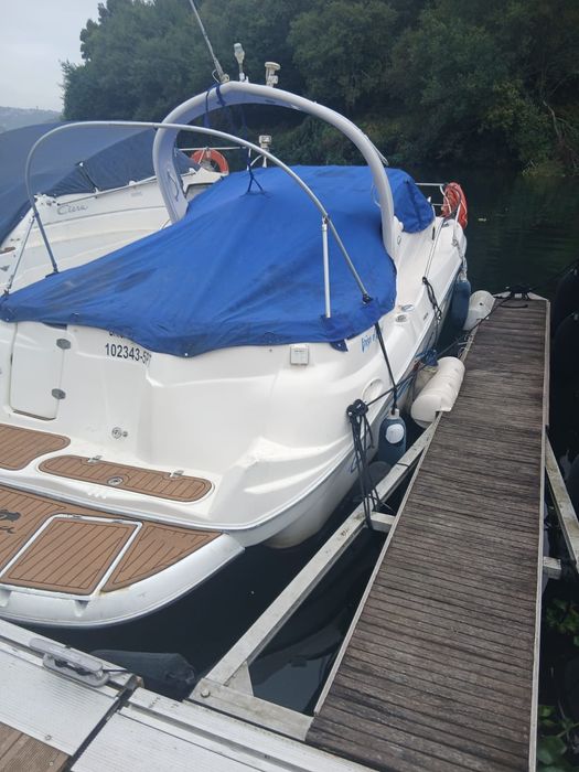 Venda Barco Lena impecavel com lugar marina Douro dificil de conseguir