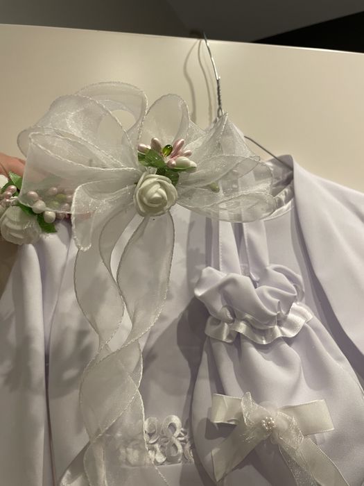 Sliczna Alba biala dziewczeca, krotki rekawek, bokerko,torebka halka