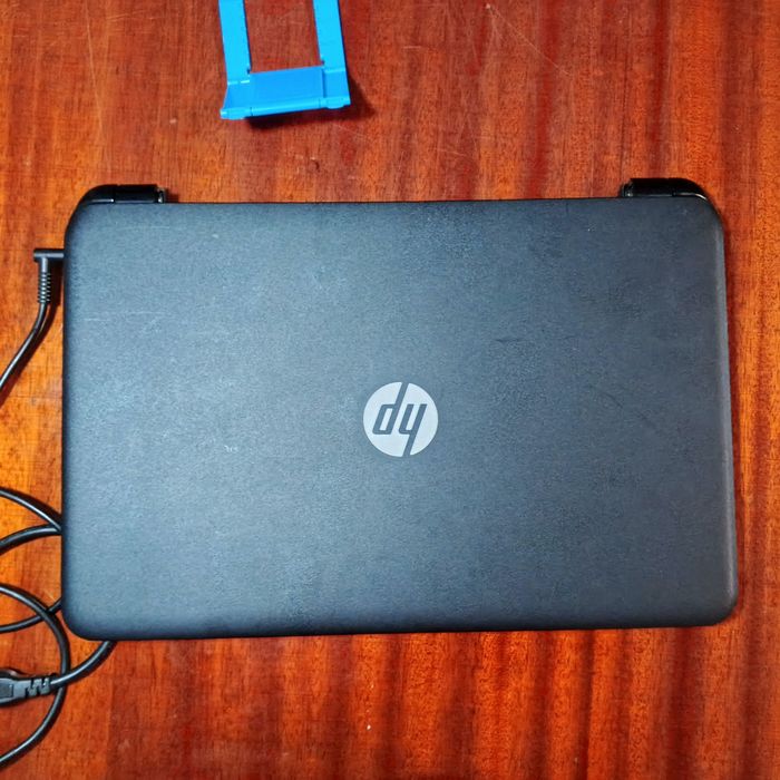 Ноутбук HP 4 озу на 256 hdd