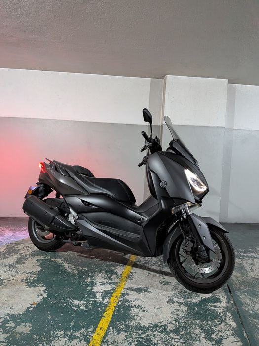 Yamaha XMax 300.