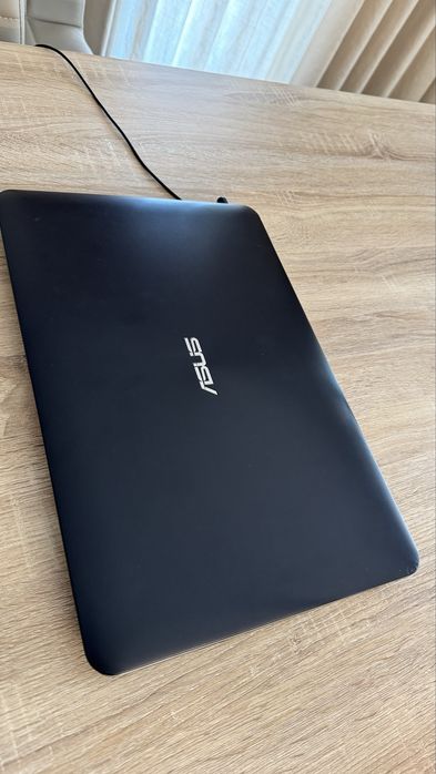PC Portatil ASUS