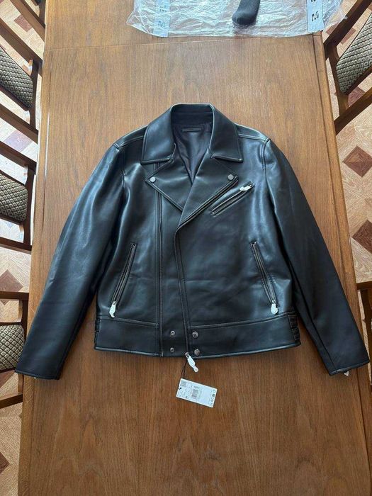 Куртка шкірянка Mango. Косуха, Нова