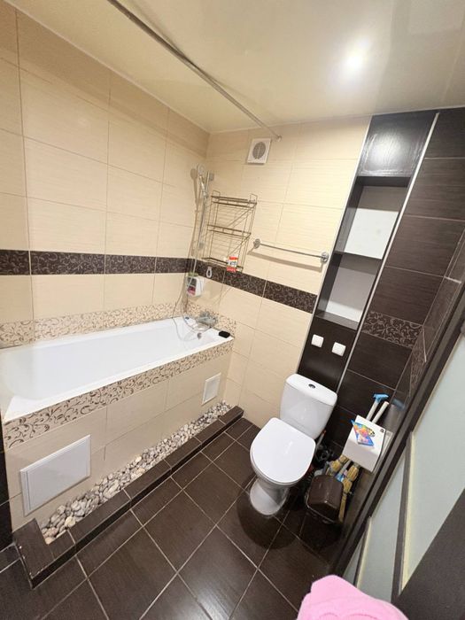 Продам 3 кімнатну квартиру в центрі м.Апостолове
