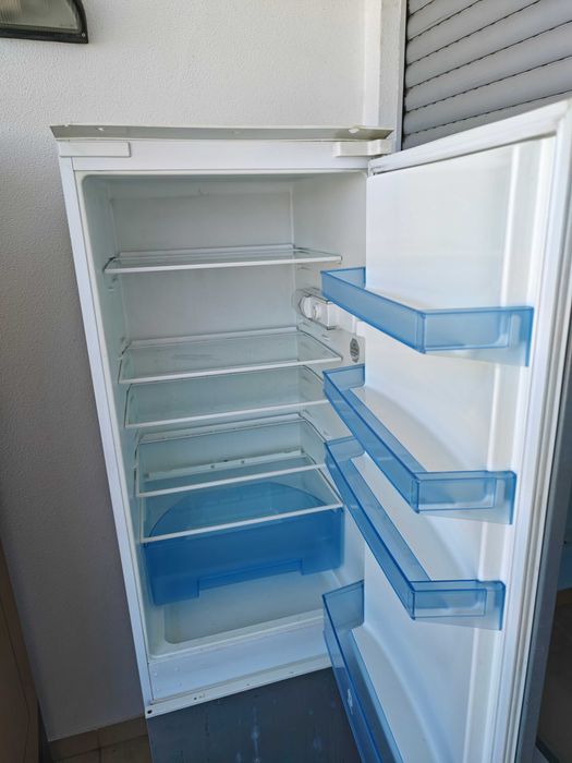 Frigorífico Combinado de Encastrar Balay em boas condições