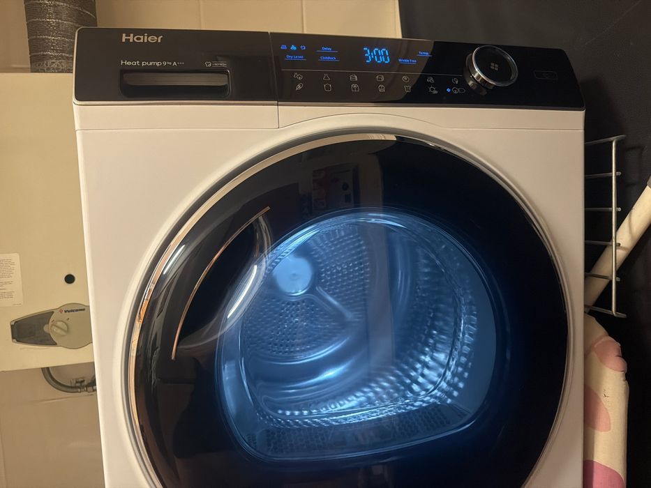 Máquina secar roupa Haier 9kg(Bomba de calor)