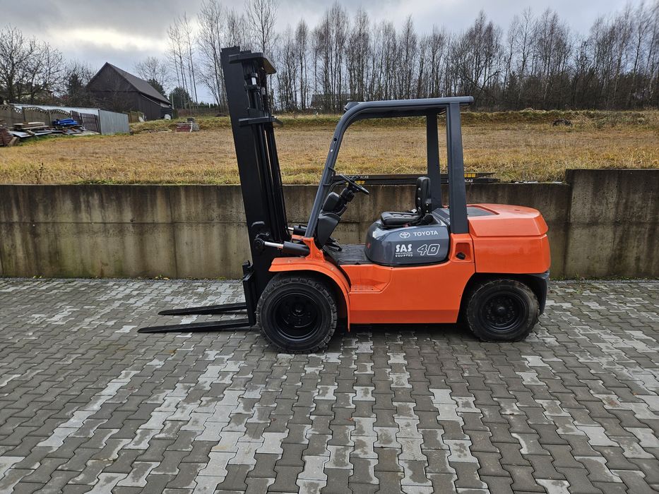 Wózek widłowy toyota 7fd40 4t terenowy 7fd45 4.5t