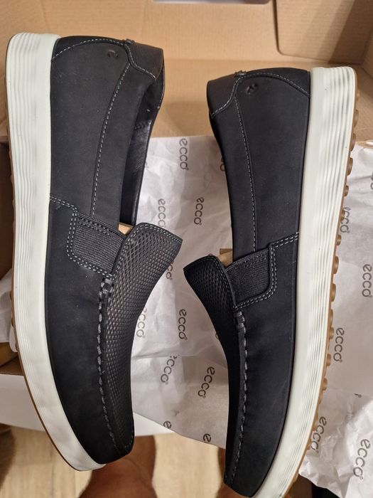 Nowe, nieużywane, buty ECCO S LITE MOC M