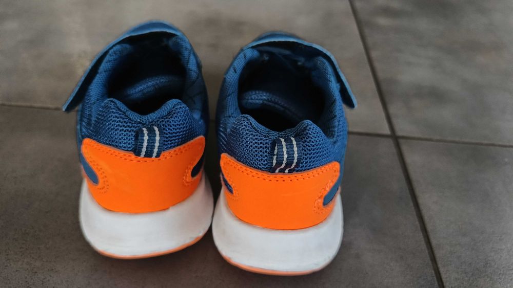 Buty sportowe rozmiar 31