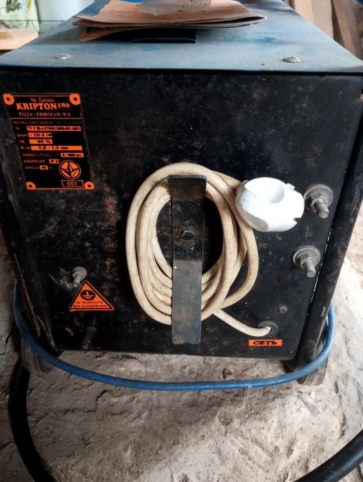 Сварочный полуавтомат Криптон 180 .инвертор.