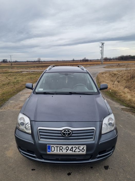 Toyota avensis t25 D.4.D 2.0 diesle