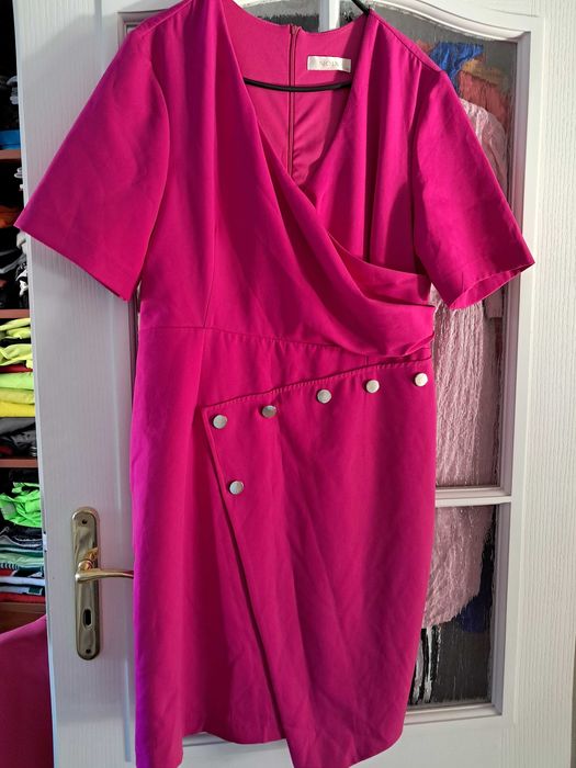 Sukienka rożowa r.42/44