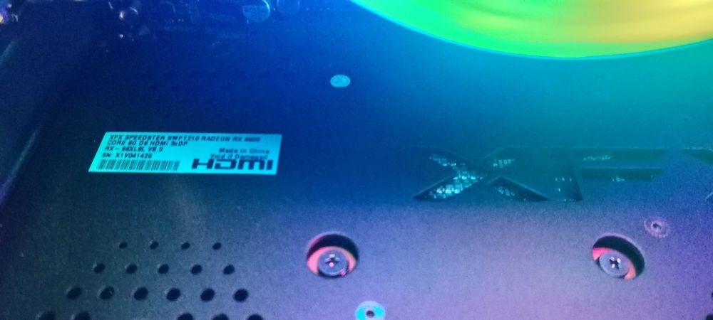 Rx 6600 8gb xfx (avariada)