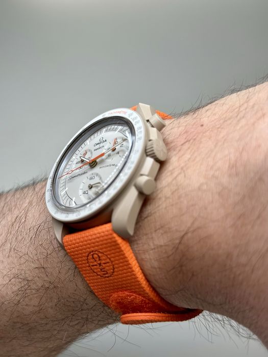Omega Swatch MoonSwatch Jupiter Юпитер
