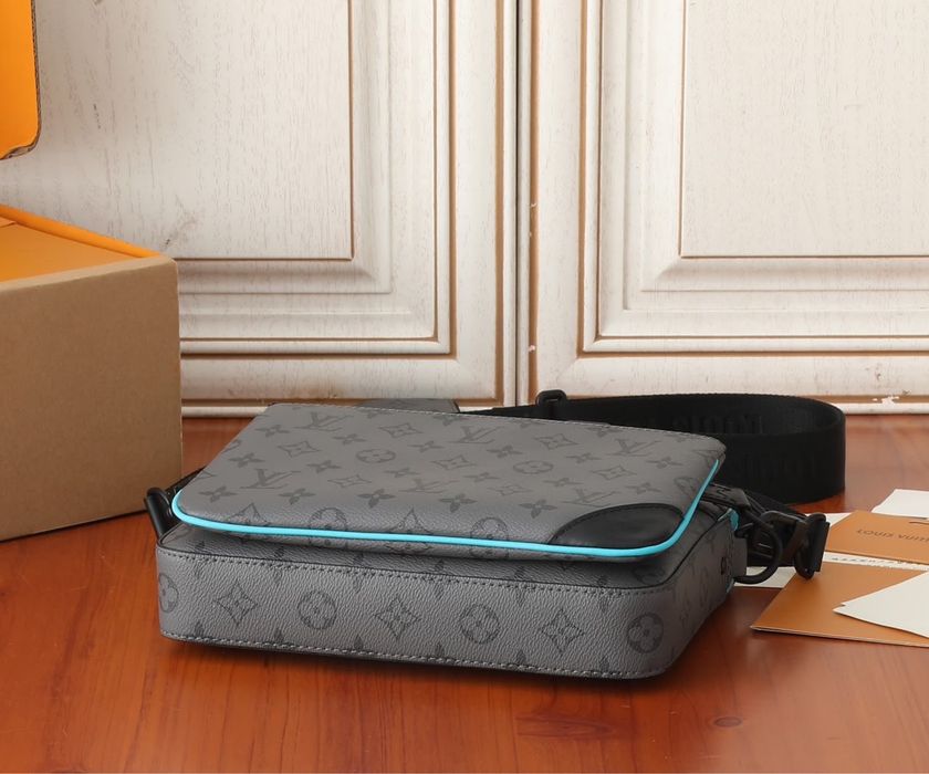 Bolsa Luis Vitton Trio Messenger Monogram Eclipse