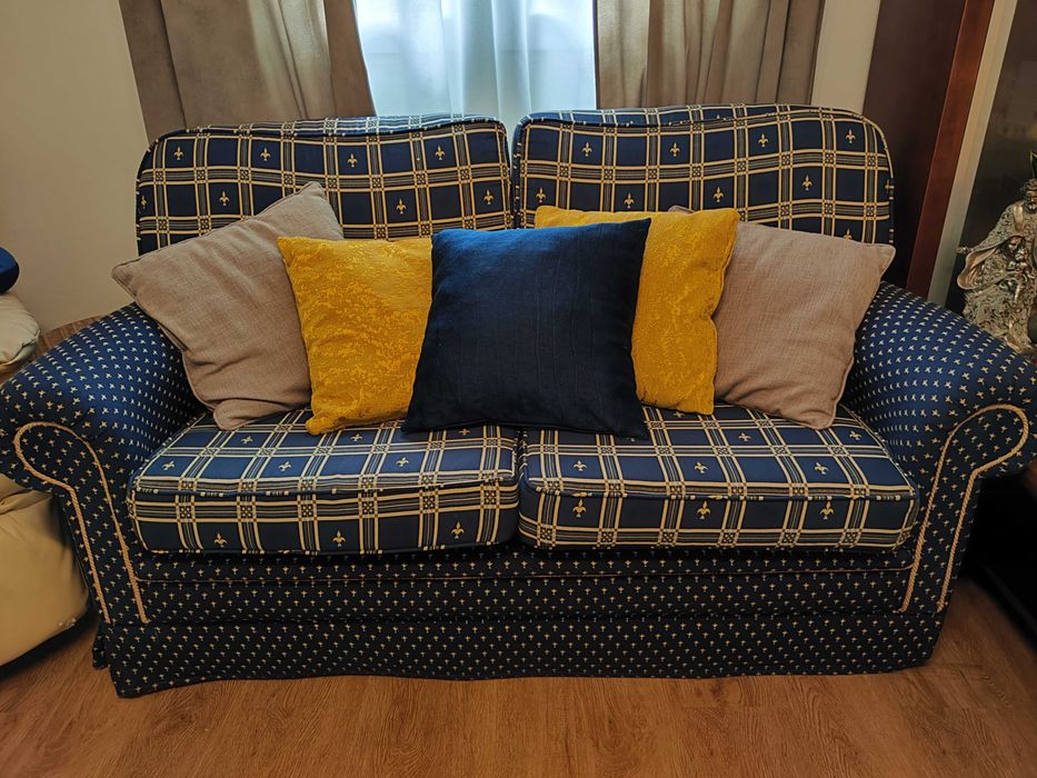 Conjunto de sofás