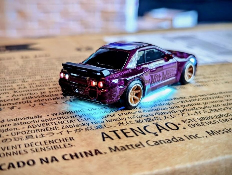 Hot Wheels Nissan Skyline R32 Pandem RC zdalnie sterowany 1/64