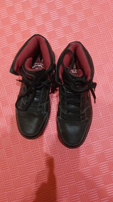 Ботинки для мальчика 37