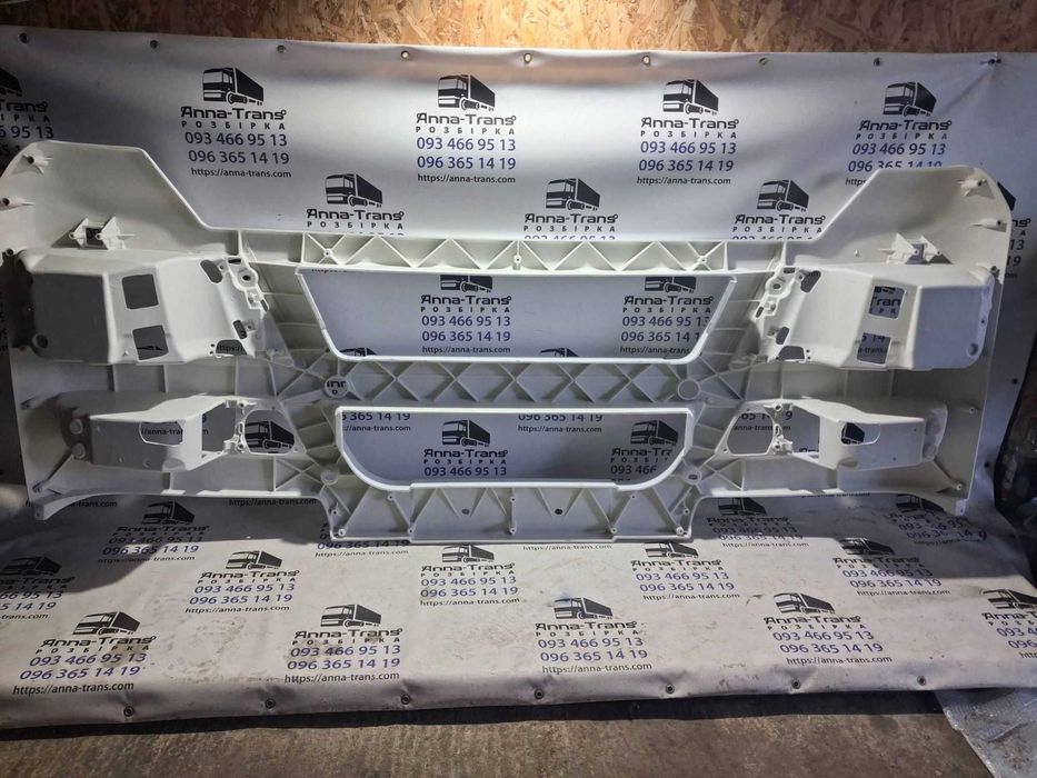 Бампер MAN TGX /новий/